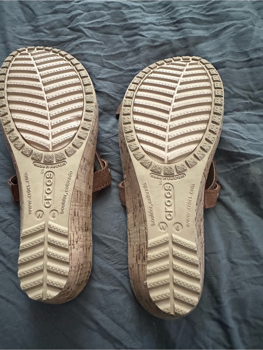 Crocs - Picture 3 of 4